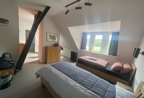 A room at the expedition base